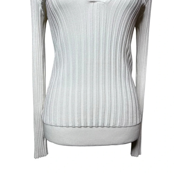 Veronica Beard NWT West Ribbed V Neck Pullover in Off-White Size Medium - Picture 9 of 13